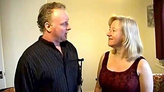 Mature Amateur Chloe Enjoys Having Her Cunt Penetrated Deep