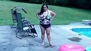 Aunt, Pool, Indian, Bbw