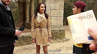 Naughty Girl Gets Groped And Gives Blowjob While Walking In The Park