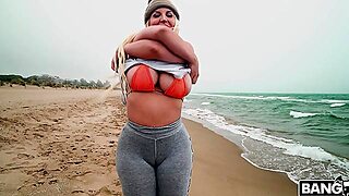 Al Aire Libre Gordita, Madura Playa Tetona