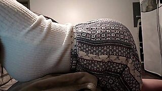 Jerking, Latina, Mom, Cumshot