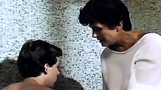 Ретро Молоденькие, Глория Леонард