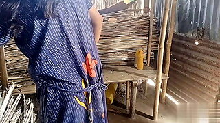 Desi Village Bhabhi Sex With Farmers