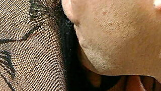 Német Mom, Nézi, Éjszakai Klub