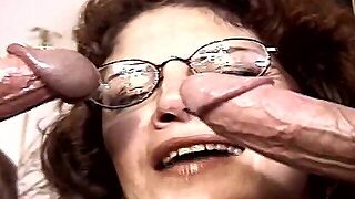 Swinger Wifey Takes A Threesome At Home