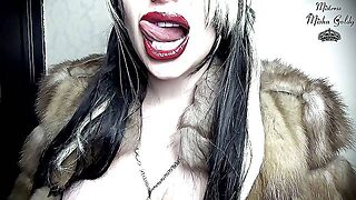 Fur And Lipstick Lovers