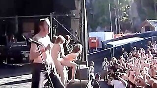 Nyilvános Amatör, Ket Ferfi Nyilvanos