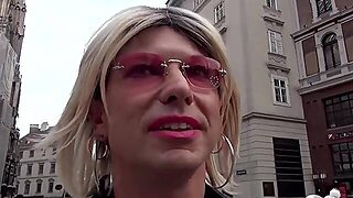 Swinger Party Blowjob