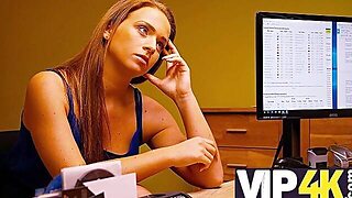 Entrevista, Dinero, Oficina, Checa