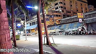 На Пляже, Патая