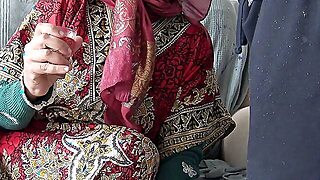 Cheating Turkish Wife Invites Black Guy And Lets Him Cum In Her Mouth