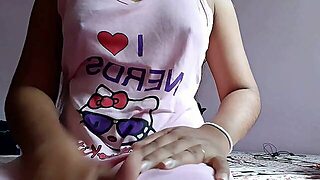 Hot Indian Amateur Schoolgirl Plays With Natural Tits