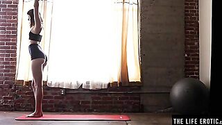 Gambling Chicks Clit Rubbing Sex