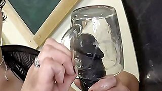 Secrétaire, Sperme, Bukkake, Fête