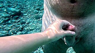 Mami Cachonda, Haciendo Una Paja Mama