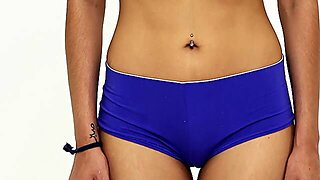 Watch Mia Khalifas Perfect Arab Body Get Up Close And Personal With Her Solo Female Lover