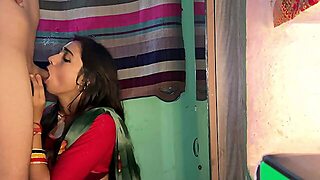 Amateur Indian Girl Is Giving A Blowjob To Her Lover