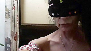 Смотри На Меня, Зрелая В Маске, Здравствуйте