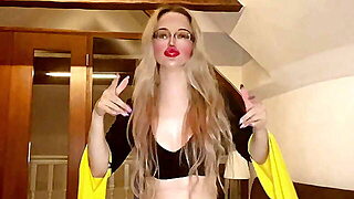 Губами, Знаменитости В Порно, Рыжая За Деньги