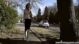Julie 26 Ans Les Trottoirs Du Sexe