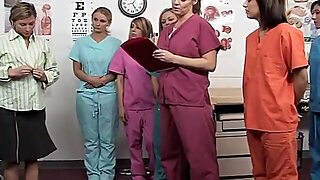 За Экзамен, В Прихожей