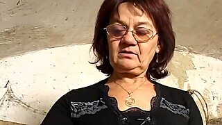 Anaal Oma Kousen, Opoe Harig Anaal