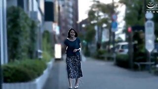 Jura-32 初撮り五十路妻、ふたたび。 御崎千景