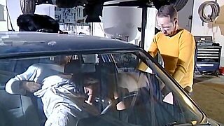 Pissing Mania In Berlin – (Chapter 04)