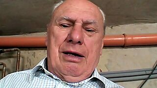 Idős Férfi, Szobalány, Cseh, Érett