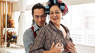 Very First Anal With Mature Stepmom