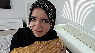 Hot Hijab Teen Will Do Anything To Get That Investment - Hijablust