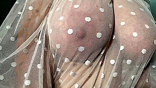Gorgeous Big Boobs Close-Up. Milf Saggy Tits.