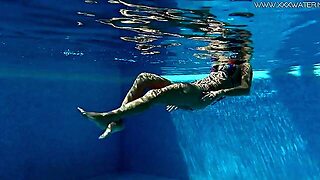 Hot Russian Mother Id Like To Fuck Kalisy Masturbating By The Pool