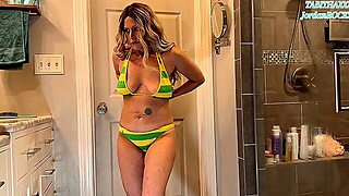 Baño, Tetas Flacas, Bikini, Cuarto De Baño