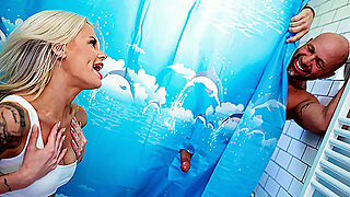 Bath, Surprise, Bathroom, Shower