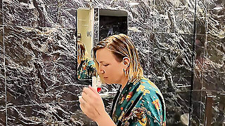 I Fuck My Stepmom Ass In Her Bathroom