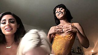 Horniest Amateur College Blonde Teen Doggied On Webcam