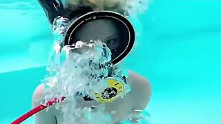 Jason And Monica Boning Raunchy Underwater