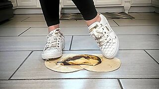 Guess Sneakers Banana Wrap Crush