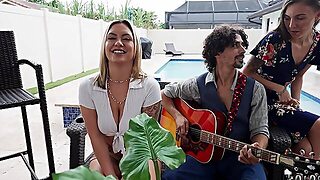 Cucking The Neighborhood - Gypsy Rose & Mike Skywalker