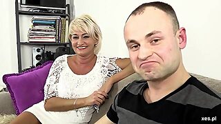 Achter De Schermen, Rijp, Blond, Sexy Moeder