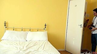 Catfight, Moden, Blondiner, Milf