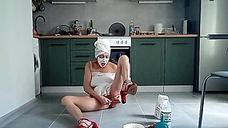 Еда, Горячая Бабуля, На Кухне, Русские