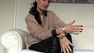 Fetisj, Solo, Sexy Moeder, Brunette