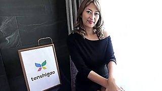 Huge Tits On This Japanese Lady, Mature Babe With Juicy Pussy Masturbates And Finger Fucks Her Pussy