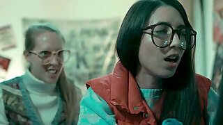 Teen Lezzies Fucked By A Blonde Milf In A Weird Dream