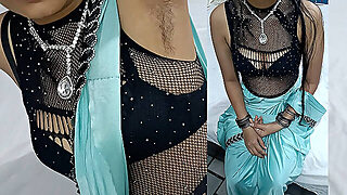 Indian Desi Bhabhi Vamika Has Amazing Pusssy