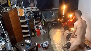 Plan Tinder Dans Le Garage