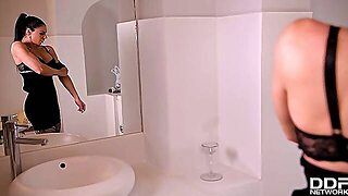 Inna Innaki Gave A Footjob To Teo And Then They Fucked In The Sauna, All Day Long