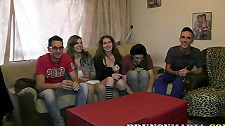 Gruppe, Orgasmus, Latina, Jungendliche (18+)